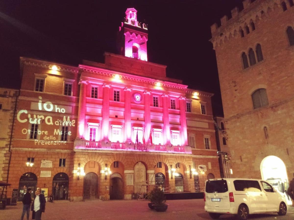 Appart Dormire Nel Cuore Di Foligno Ngoại thất bức ảnh